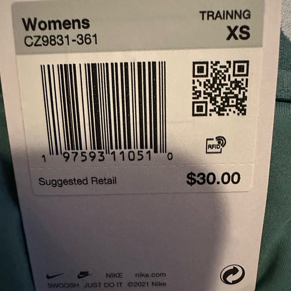 Nike Women's Pro 365 5" Shorts in Bicoastal New With Tags - Picture 4 of 4